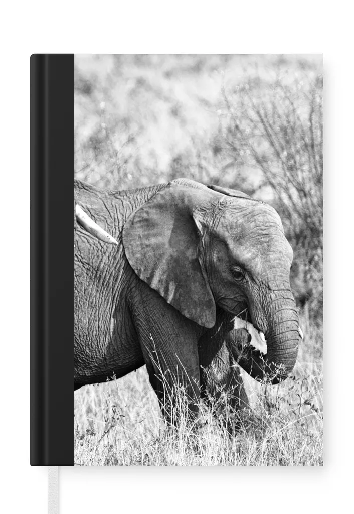 MuchoWow® Notizbuch Tagebuch Haushaltsbuch Notebook A5 Elefant - Tiere - Gras - Schwarz und weiß - Notizblock - Notizheft - Notebook - Schreibblock - Papier